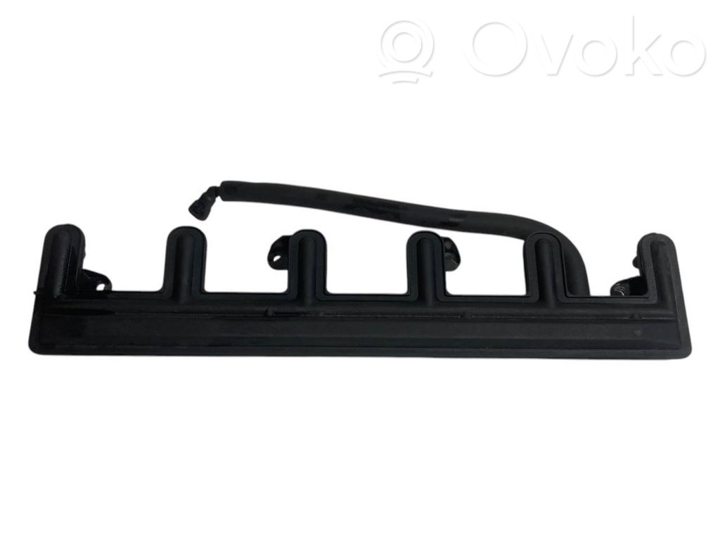 Degvielas caurulīte (-es)