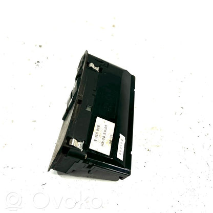 Window lift control switch(es)