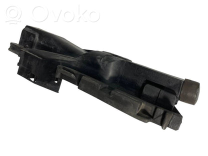 Radiatora (-u) turētājs / kronšteins