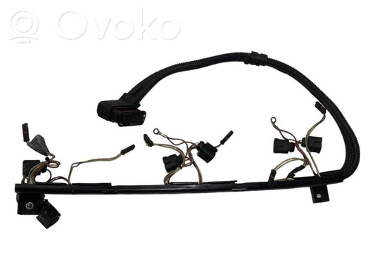 Fuel injector wires