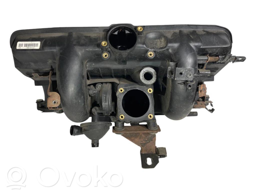 Впускной коллектор