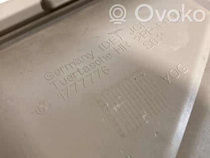 Apšuvums aizmugurējām durvīm