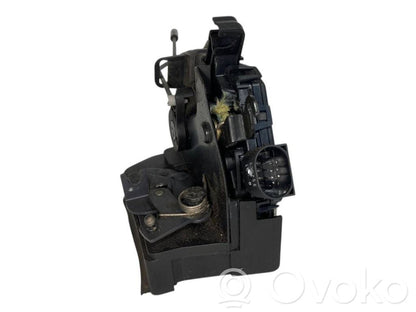 Замок сзади