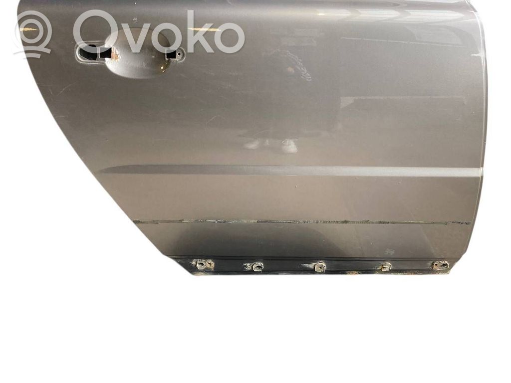 Aizmugurējās durvis