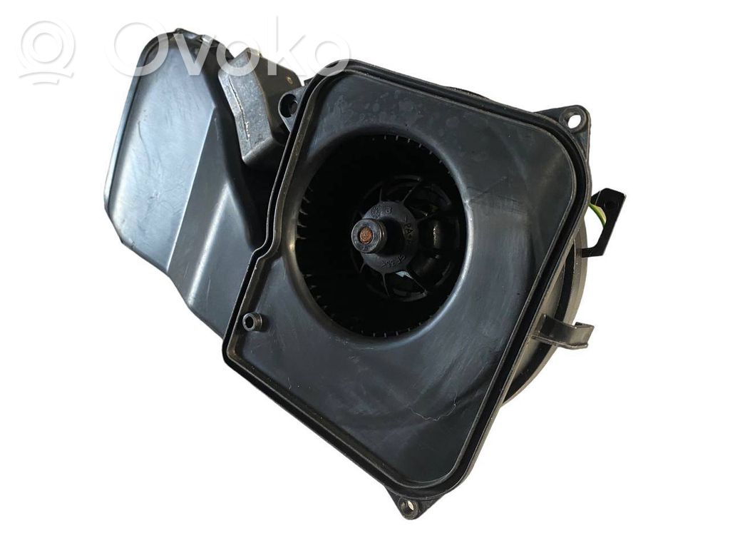 Mazā radiatora ventilators