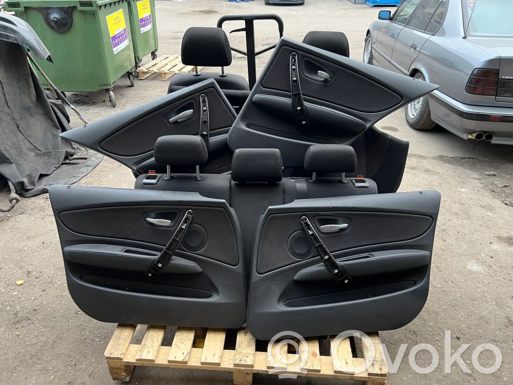 Комплект сидений