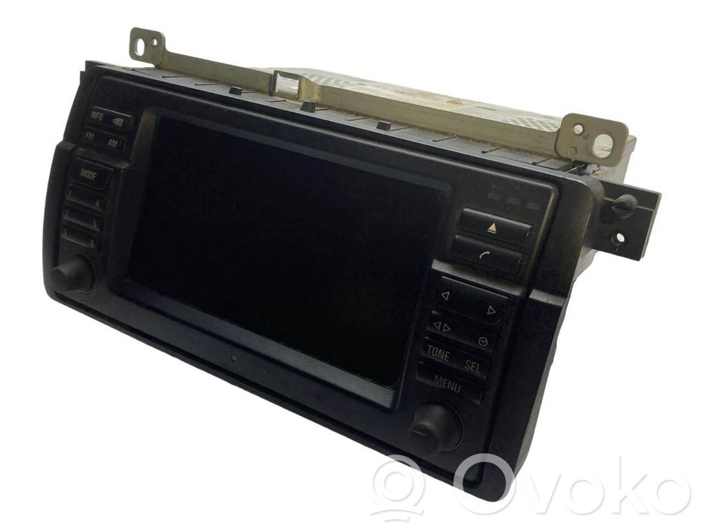 Radio / CD/DVD atskaņotājs / navigācija