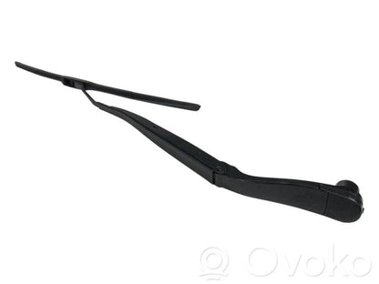 Priekšējā loga tīrītāja kājiņa