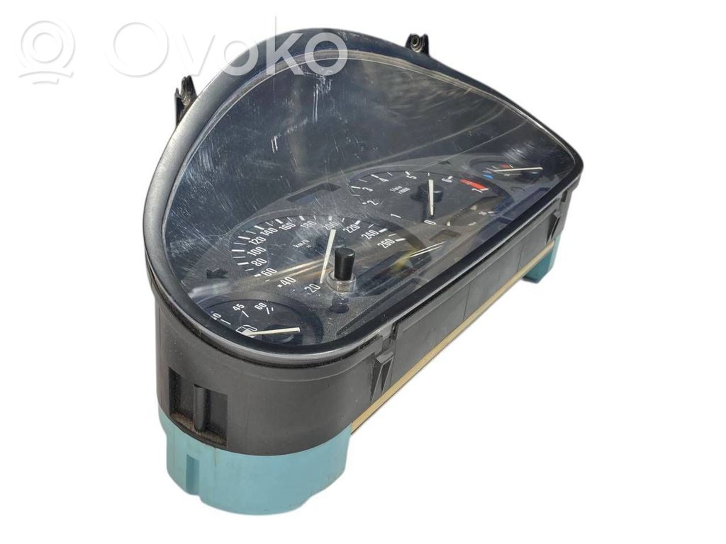 Spidometrs (instrumentu panelī)