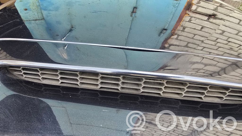 Dzinēja pārsegs (vāks)