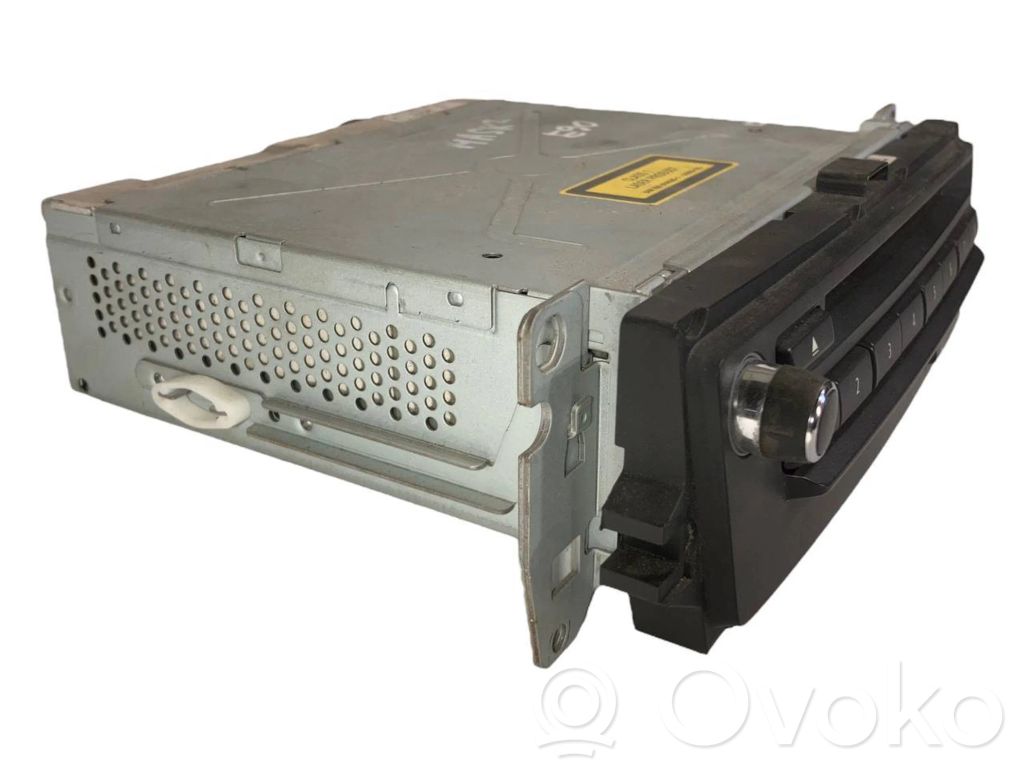 Radio / CD/DVD player / navigation