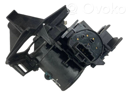 Контакты выключателя зажигания