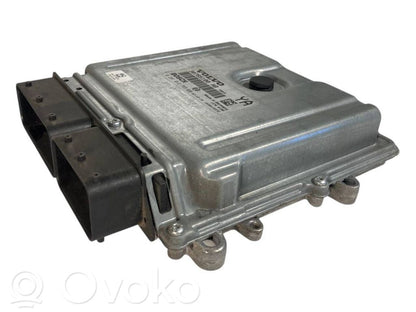 Dzinēja vadības bloks