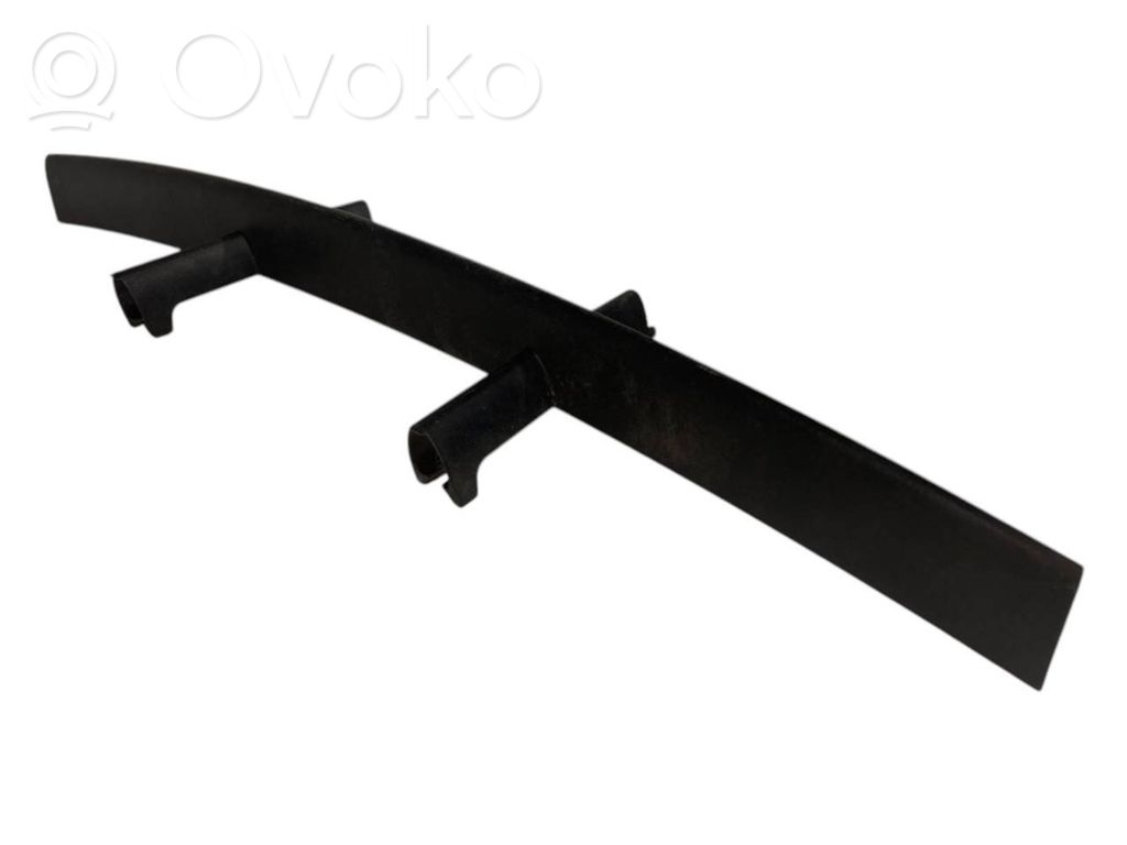 Lower grille (three-piece)