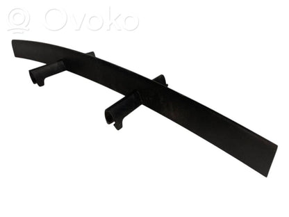 Lower grille (three-piece)