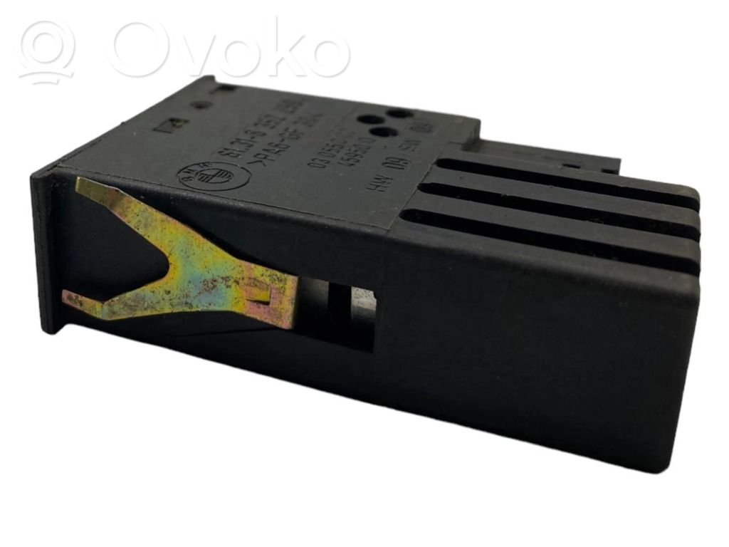 Sēdekļu apsildes slēdzis