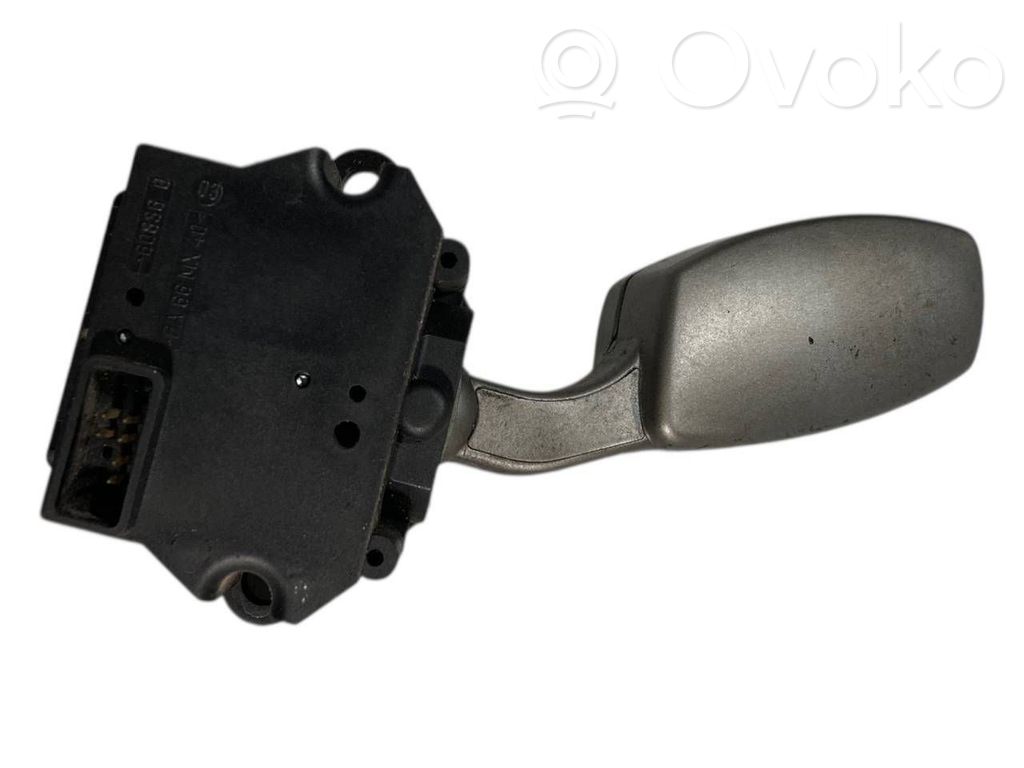 Kruīza kontroles (autopilota) sviria