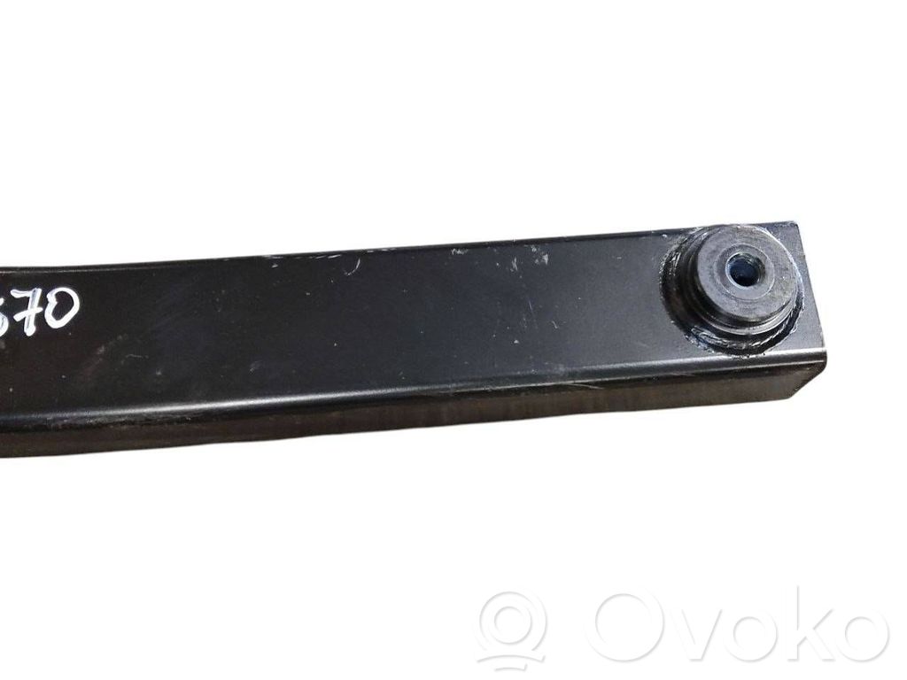 Āķa stiprinājuma sija