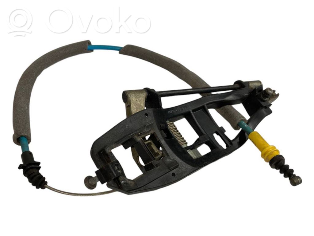 Aizmugurē turētājs / kronšteins ārējam atvēršanas rokturim