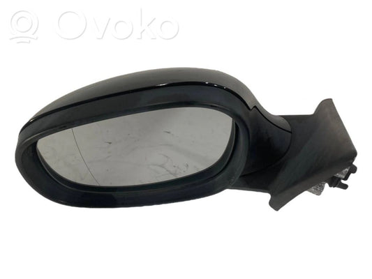 Mirror (electrically controlled)