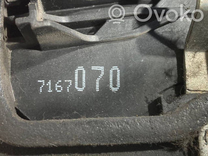 Aizmugurē slēdzene