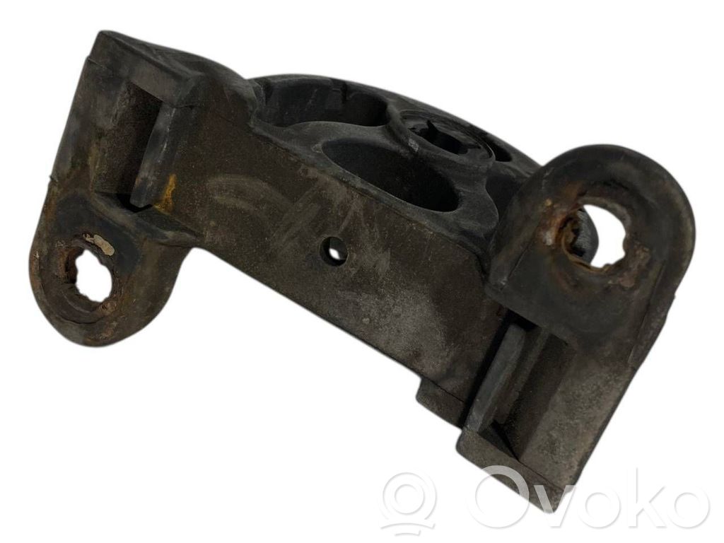 Держатель глушителя