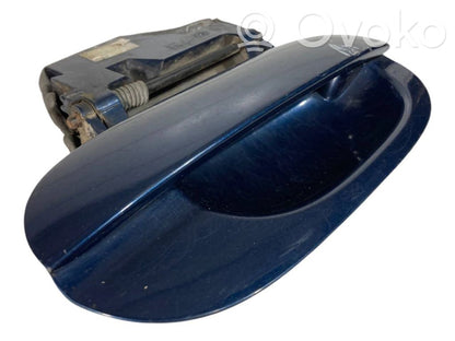 External opening handle