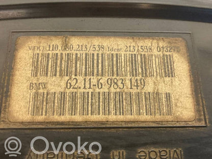 Speedometer (in the instrument panel)