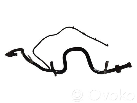 Degvielas caurulīte (-es)