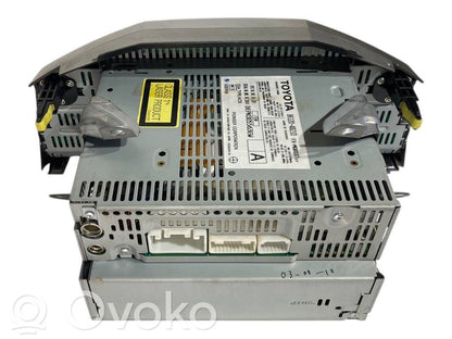 Radio / CD/DVD atskaņotājs / navigācija