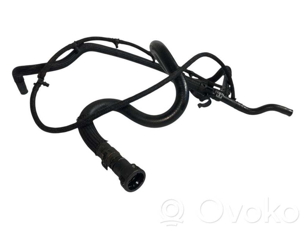 Degvielas caurulīte (-es)