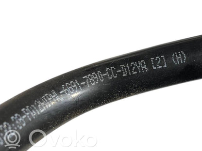 Pārnesumkārbas eļļas dzesētāja caurulīte (-es) / šļūtene (-es)