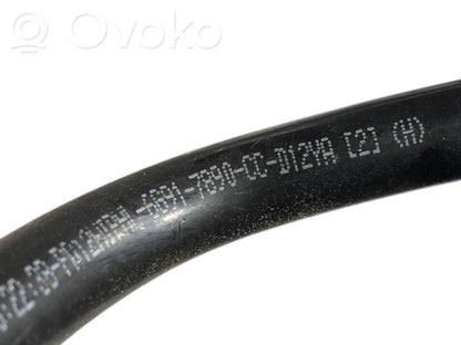 Pārnesumkārbas eļļas dzesētāja caurulīte (-es) / šļūtene (-es)