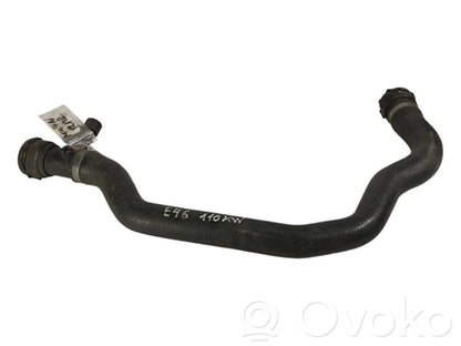 Caurulīte (-es) / šļūtene (-es)