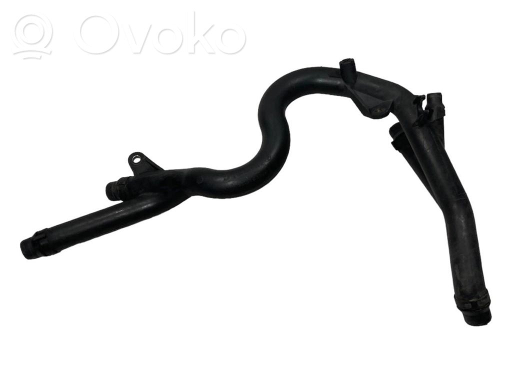 Caurulīte (-es) / šļūtene (-es)