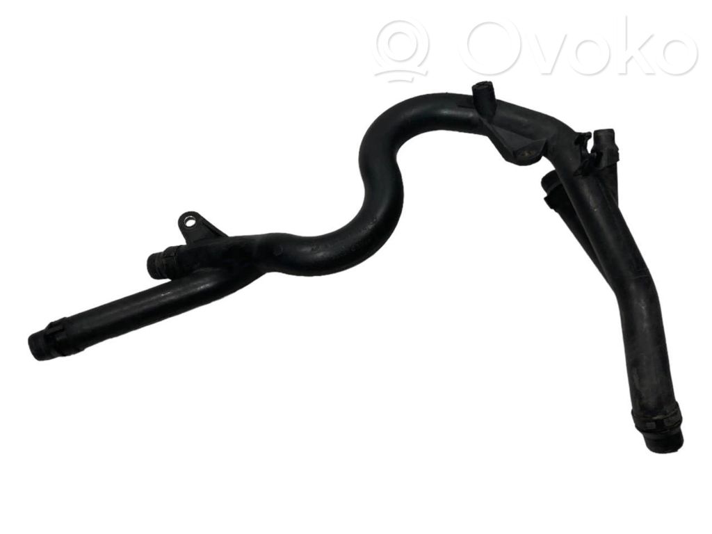 Caurulīte (-es) / šļūtene (-es)