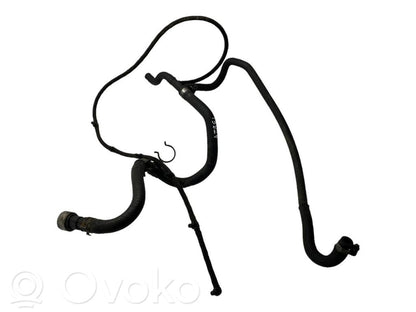 Degvielas atplūdes caurule