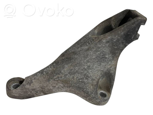 Dzinēja nostiprināšanas stiprinājums-kronšteins