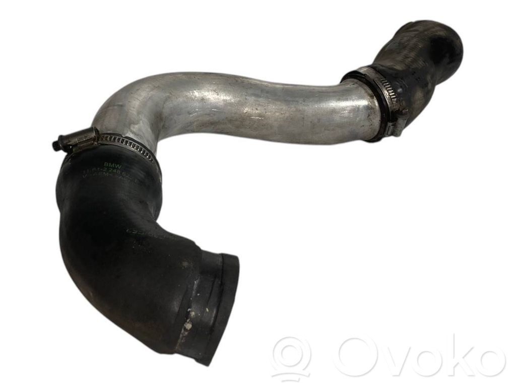 Interkūlera šļūtene (-es) / caurule (-es)