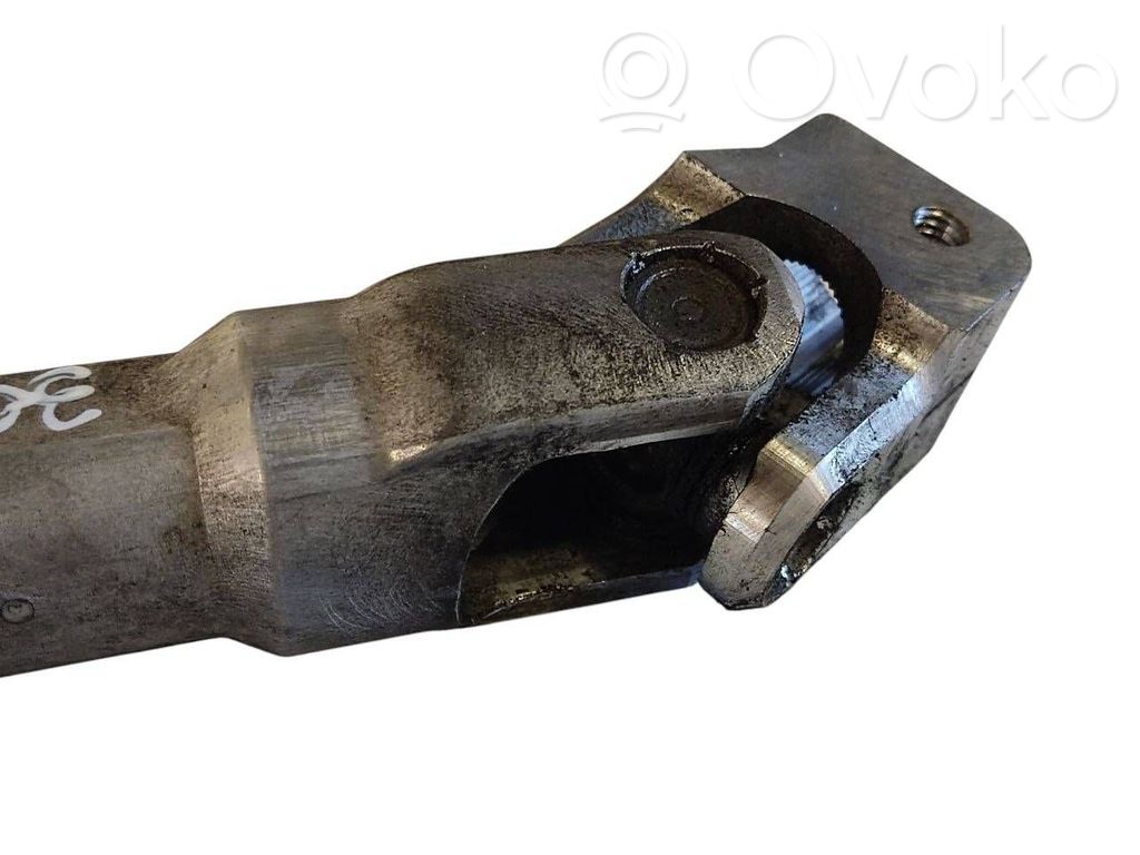 Stūresrata ass krustsavienojums