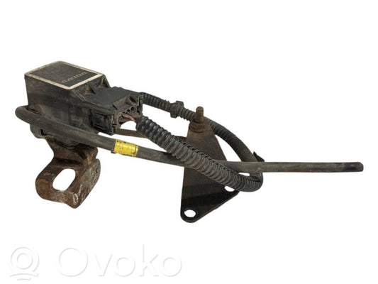 Augstuma sensors (priekšējo lukturu)
