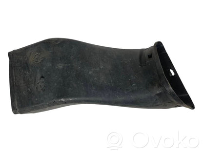 Brake cooling air duct