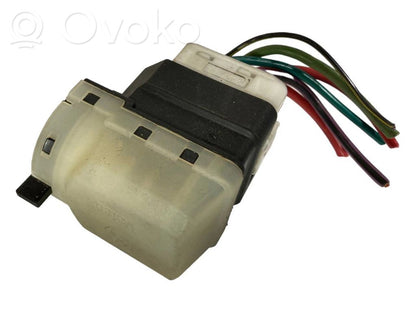 Aizdedzes slēdža kontakti