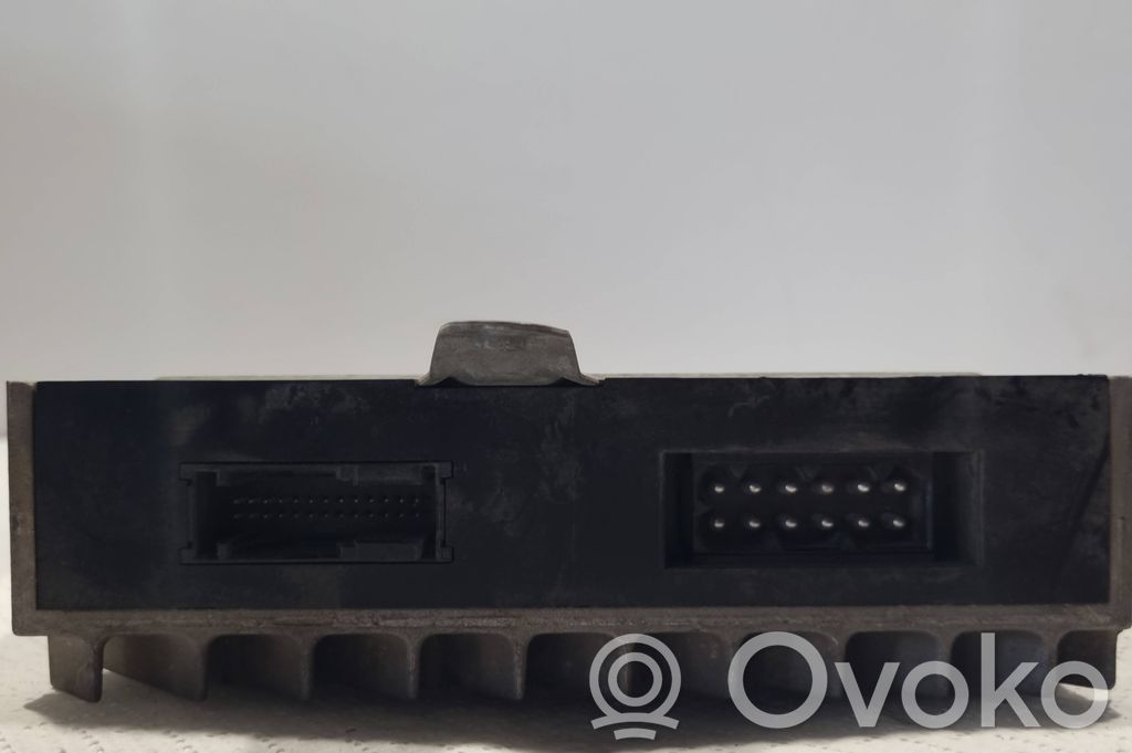 Sound amplifier