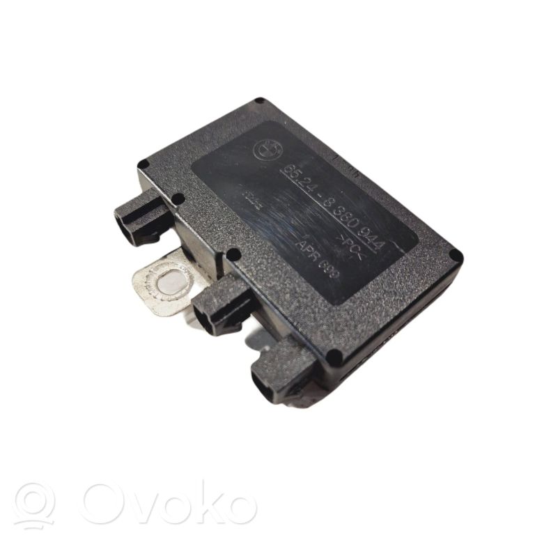 Antenas vadības bloks