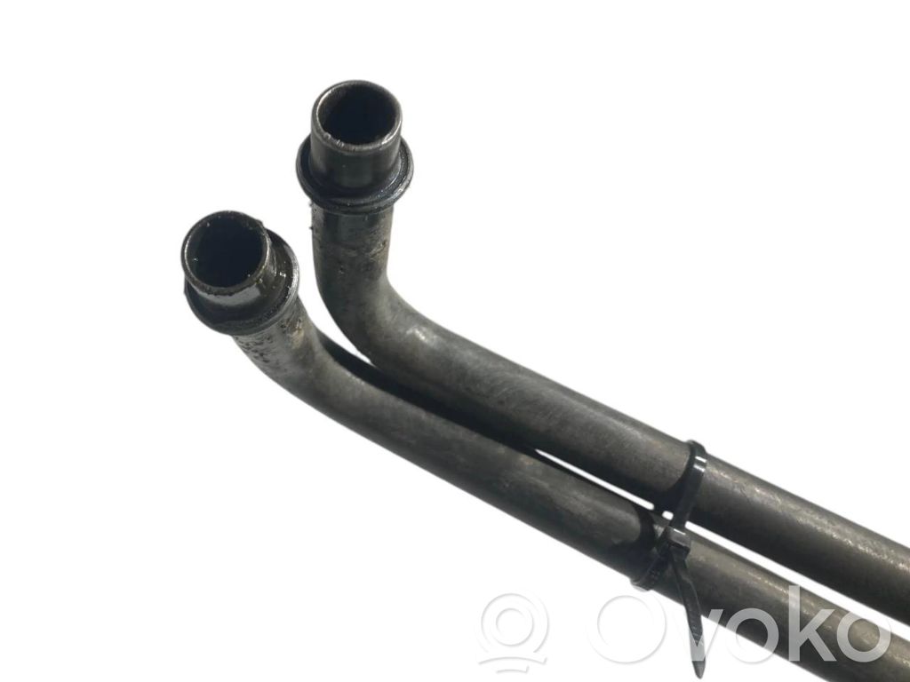 Pārnesumkārbas eļļas dzesētāja caurulīte (-es) / šļūtene (-es)