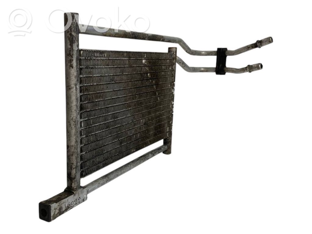 Transmisijas eļļas radiators