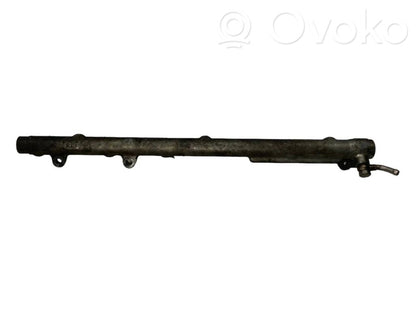 Fuel main pipe