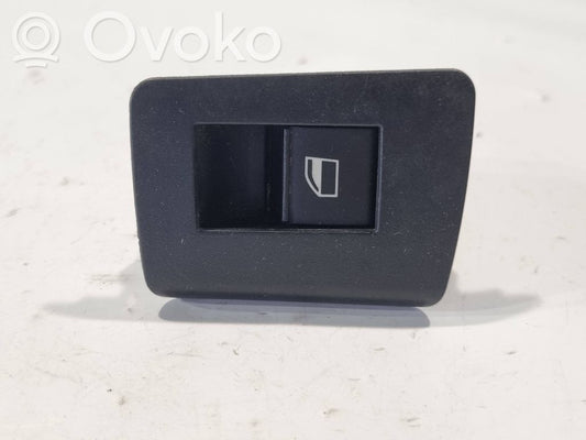 Power window switch