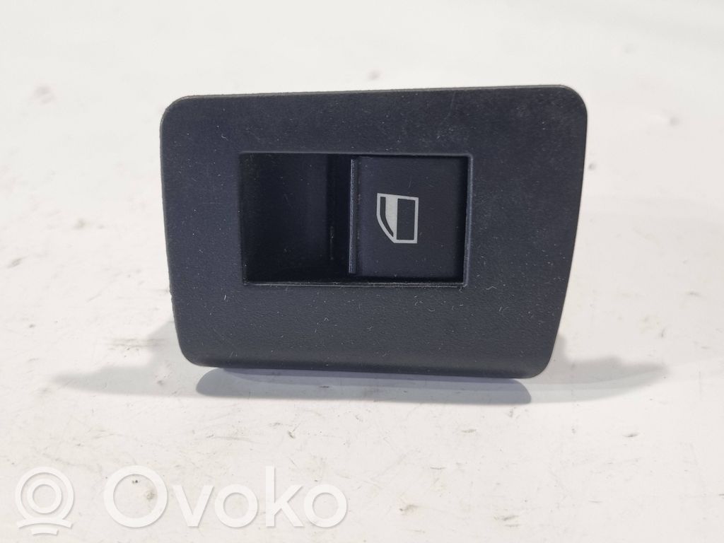 Power window switch